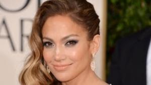 Watch JENNIFER LOPEZ Produces New TV Show Video