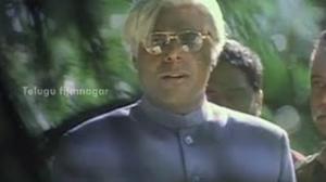 Watch Bhagavathi Movie Scenes - Vijay tricking the assassin - Reema Sen & Vijay - Telugu Cinema Movies Video
