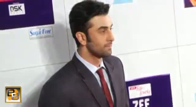 Watch Ranbir Kapoor turns PEPSI for Besharam Video