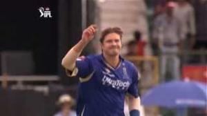 Watch Outstanding Bowling by Shane Watson - PEPSI IPL 6 - RR vs RCB - Match 40 Video