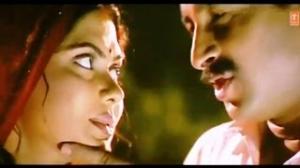 Watch Reshmi Ghunghatwa [ Bhojpuri Video Song ] - From Moive "Saugandh" - Manoj Tiwari, Rinku Ghosh Video