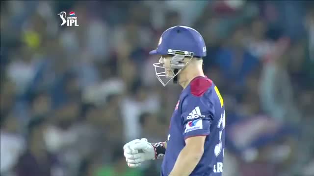 Watch Outstanding Batting by David Warner - DD vs KKR - PEPSI IPL 6 - Match 44 Video