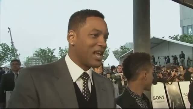 Watch Will Smith and Jaden Smith rap together at After Earth Tokyo premiere Video