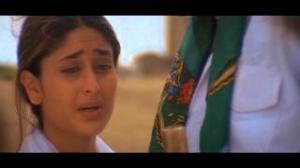 Watch Kareena Kapoor & Abhishek Bachchan Reunite - Superhit Romantic Scene - Refugee Video