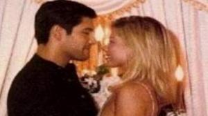 Watch Kelly Ripa 1996 Photo Goes Viral: TV Host Shows Off Wedding Day Photo With Mark Consuelos Video