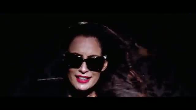 Watch Gal Mitro - Nindy Kaur feat. Raftaar [Official Video] Video