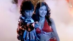 Watch Maine Kaha Tha Main Aaunga - Mithun Superhit Dance Song - Aamne Samne Video