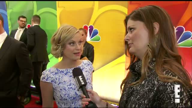 Watch Amy Poehler Talks "Parks and Rec" Pregnancy Video