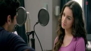 Watch Chahun Main Ya Naa (Full Video Song) Aashiqui 2 - Aditya Roy Kapur & Shraddha Kapoor Video