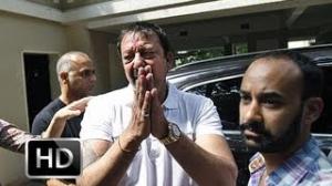 Watch Sanjay Dutt Leaves for JAIL (Latest NEWS 2013) Video