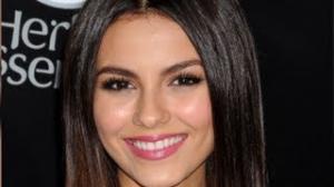Watch Victoria Justice Makeup Tutorial - The Beauty Beat! Video