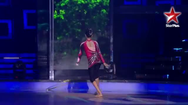 Watch India's Dancing SuperStar - Ep 9 - Mansi Surve's Performance using Acrobatics Video