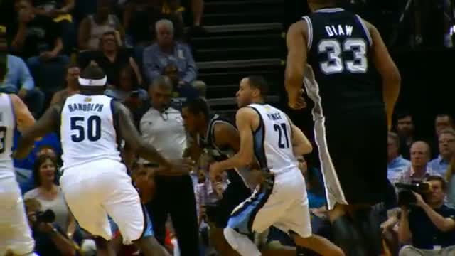 Watch NBA: Kawhi Leonard Drives Baseline for the Smash Video