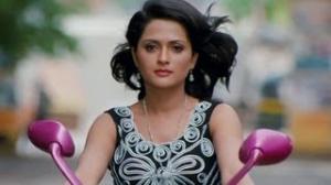 Watch Rohan Saves Faith's Life - Qasam Se Qasam Se Video