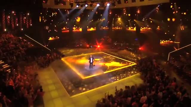 Watch Michael Stangel Sings Everyboddy Hurts: The Voice Australia Season 2 Video