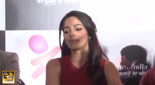Watch Mallika Sherawat INSULTS India on international Tv show Video