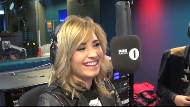 Watch Demi Lovato tells us what Simon Cowell smells like Video