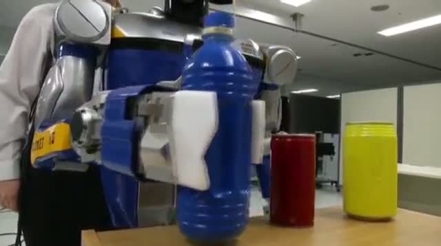 Watch Robot Action Connected to Human Thought Video