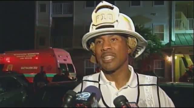 Watch Small Plane Hits Building Near DC Video