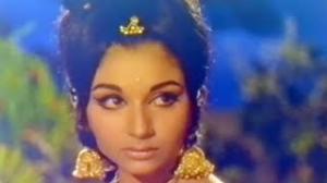 Watch Sharmila Tagore & Joy Mukherjee Classic Romantic Scene - Hum Saya Video