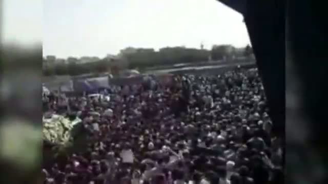 Watch Iran Dissident's Funeral Sparks Protest Video