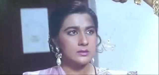 Watch Ho Parda Nasheen Scene With Song From Dill Aashna Hai Video