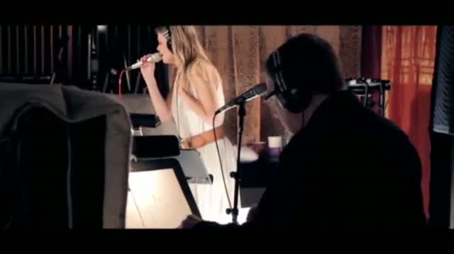 Watch LeAnn Rimes Talks 'personal' New Album Video