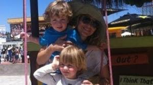 Watch DENISE RICHARDS Raising BROOKE MUELLER's Kids for a Year! Video