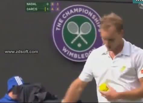 Watch Steve Darcis wins 2nd set against Rafael Nadal Wimbledon 2013 Video