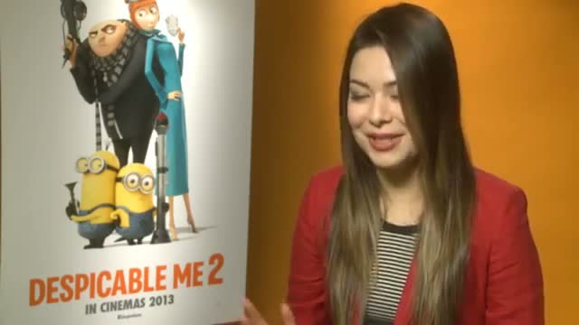 Watch Despicable Me 2: Miranda Cosgrove wants to duet with Ellie Goulding Video