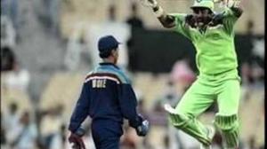 Watch India vs Pakistan Fights - Cricket Fights And Ugly Moments Video