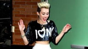 Watch Miley Rocks Wild Fashion Video