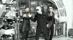 Watch Ricky Martin - Frio (Behind The Scenes) ft. Wisin & Yandel Video