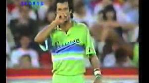 Watch Imran Khan at his Best - Great Bowler Ever!! Video