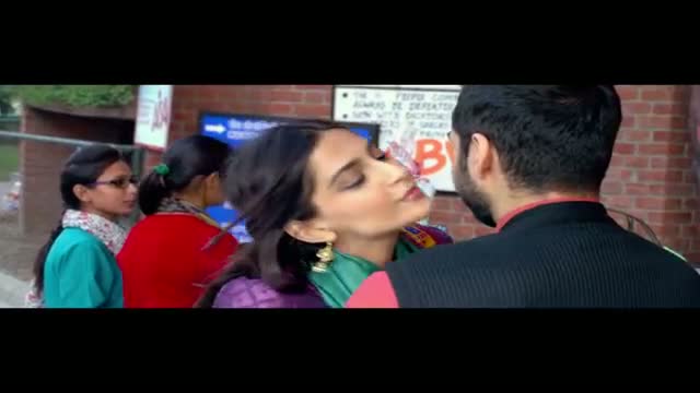 Watch Nazar Laaye - Raanjhanaa - (Video Song) feat Dhanush, Sonam Kapoor & Abhay Deol Video
