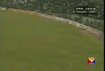 Watch Anil Kumble 10 Wickets in an Innings Vs Pak Video