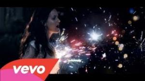 Watch Katy Perry - Firework (Official) Video