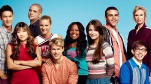 Watch GLEE Season 5 Cast - Who is Staying & Who Is Going? Video