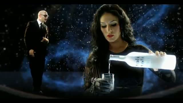 Watch Pitbull - International Love ft. Chris Brown Video