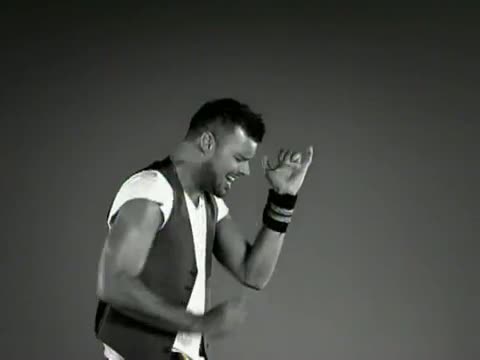 Watch Ricky Martin - Que Mas Da (I Don't Care) Video