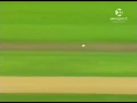Watch Clever MS Dhoni Dismissed Jacob Oram Twice Off One Ball Video