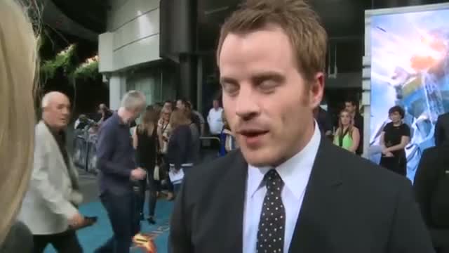 Watch Pacific Rim: Robert Kazinsky talks Kanye West and monsters Video