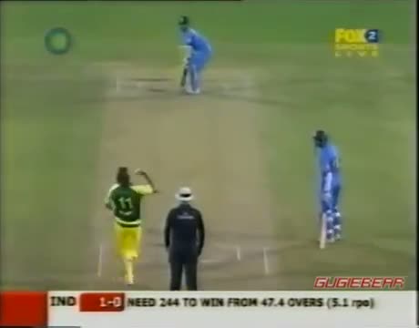 Watch Sachin Tendulkar Vs Glenn McGrath 2006 DLF Cup Malaysia Video
