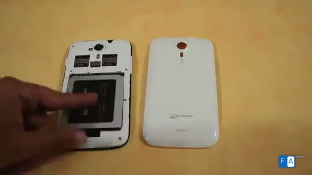 Watch Micromax Canvas 4 unboxing A120 Video