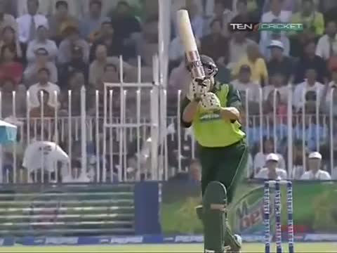 Watch Shahid Afridi 80(58) - India v Pakistan 2nd ODI at Rawalpindi 2004 Video