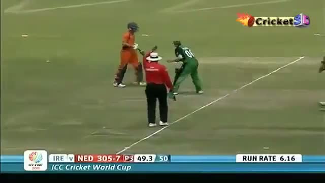 Watch AMAZING MOMENT - 4 Wickets in Just 3 Balls Video