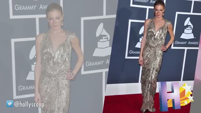Watch LeAnn Rimes Proves She Is Not Pregnant Video