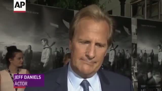 Watch 'The Newsroom' Finds Footing With Controversy Video
