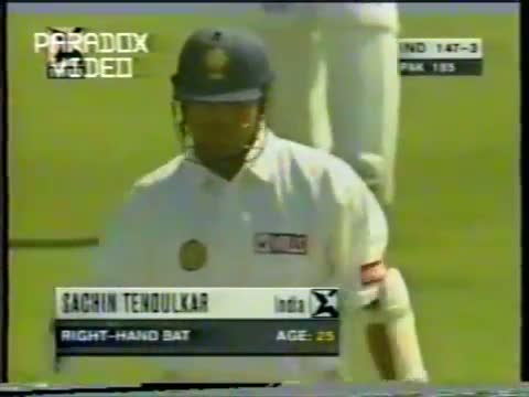 Watch Shoaib Akhtar - Consequtive Yorkers to Dravid & Sachin Video