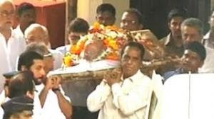 Watch Pran's FUNERAL, Bollywood pays TRIBUTE Video